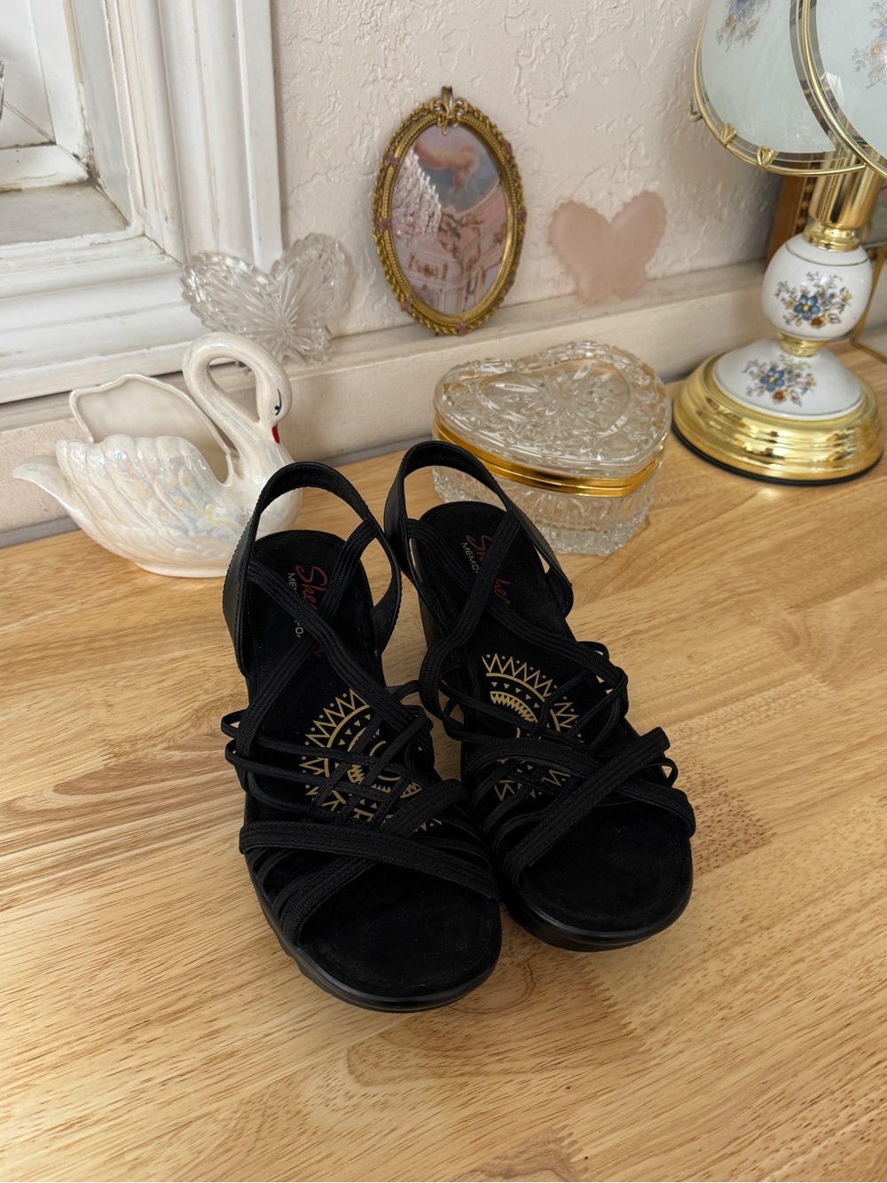 🖤 Skechers Black Strappy Platform Wedge Sandals – Size 8 🖤 - Picture 4 of 15